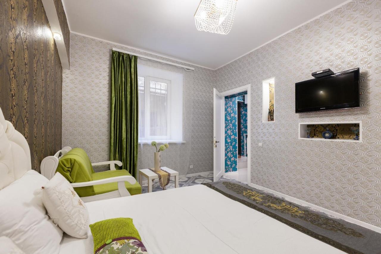 Apartments Leopolli Near Opera House Lviv Exterior foto